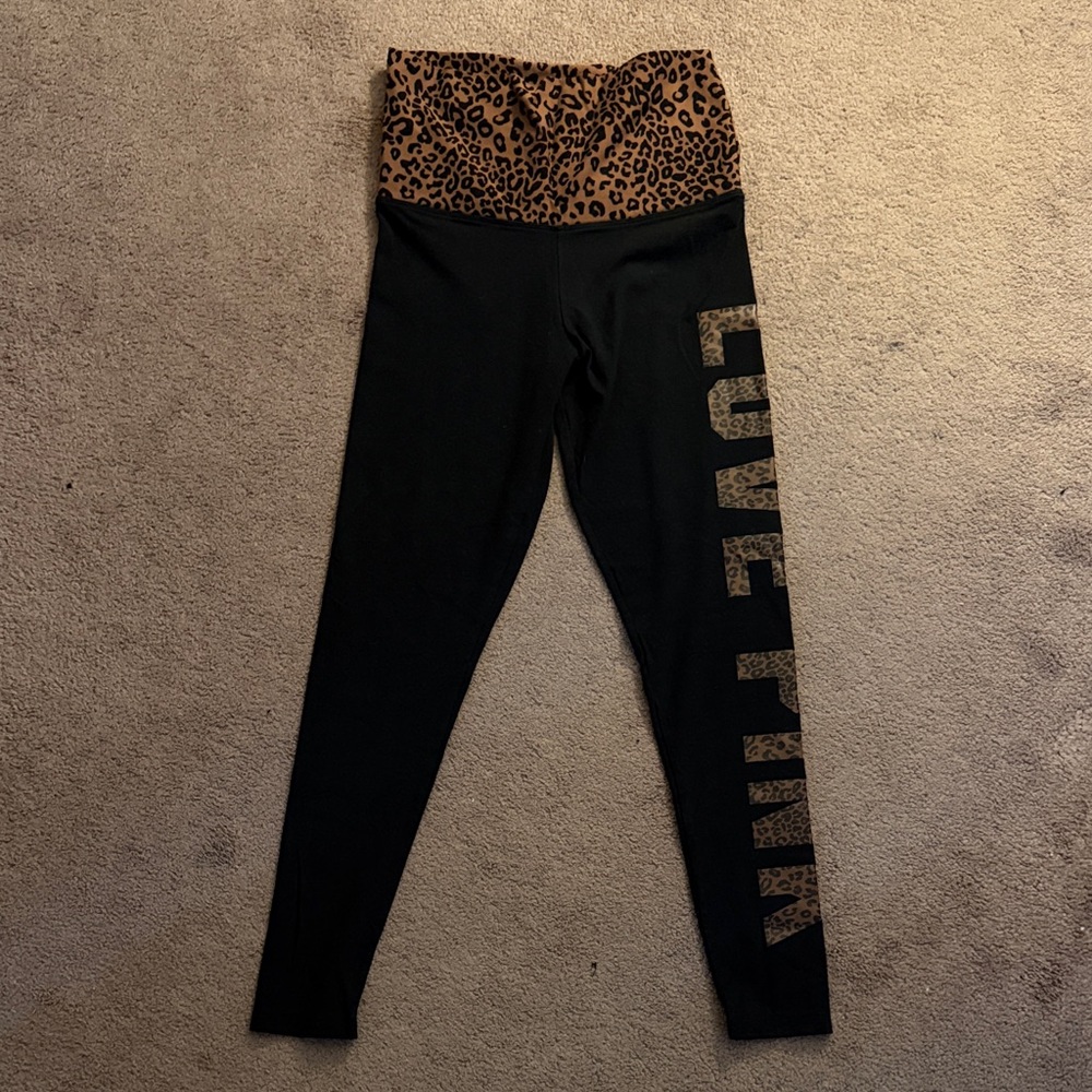 PINK Victoria's Secret Leopard Print Leggings